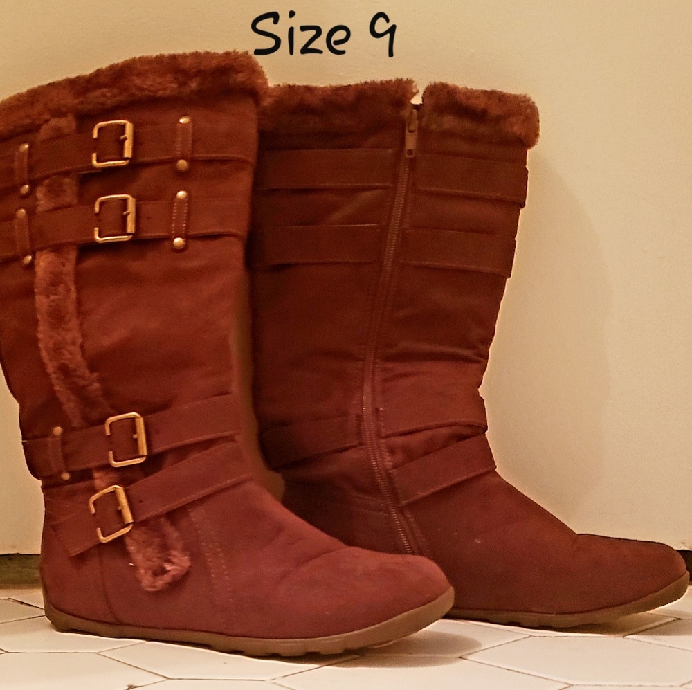 Boots - Picture 2 of 2